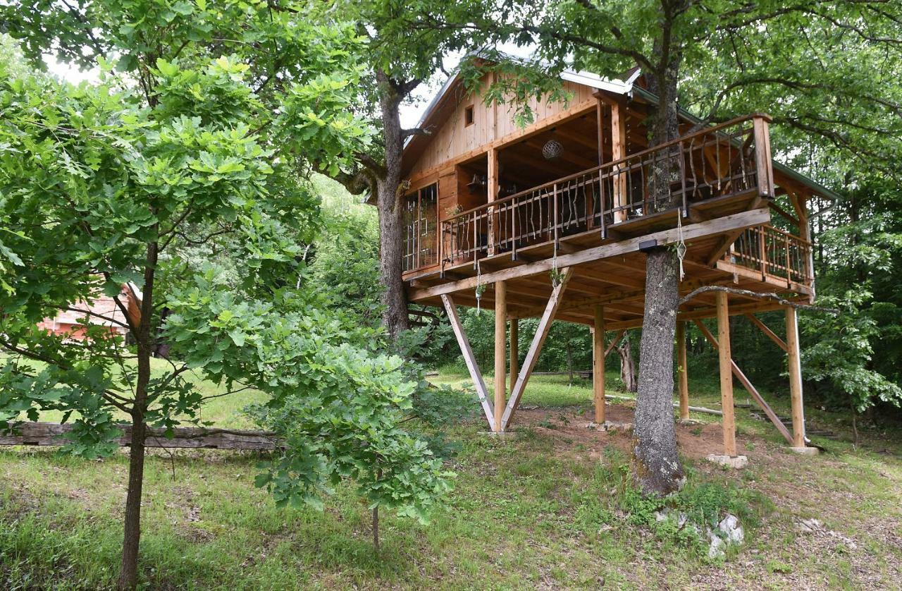 Treehouse Resnice -Mreznica Barilovic Ngoại thất bức ảnh