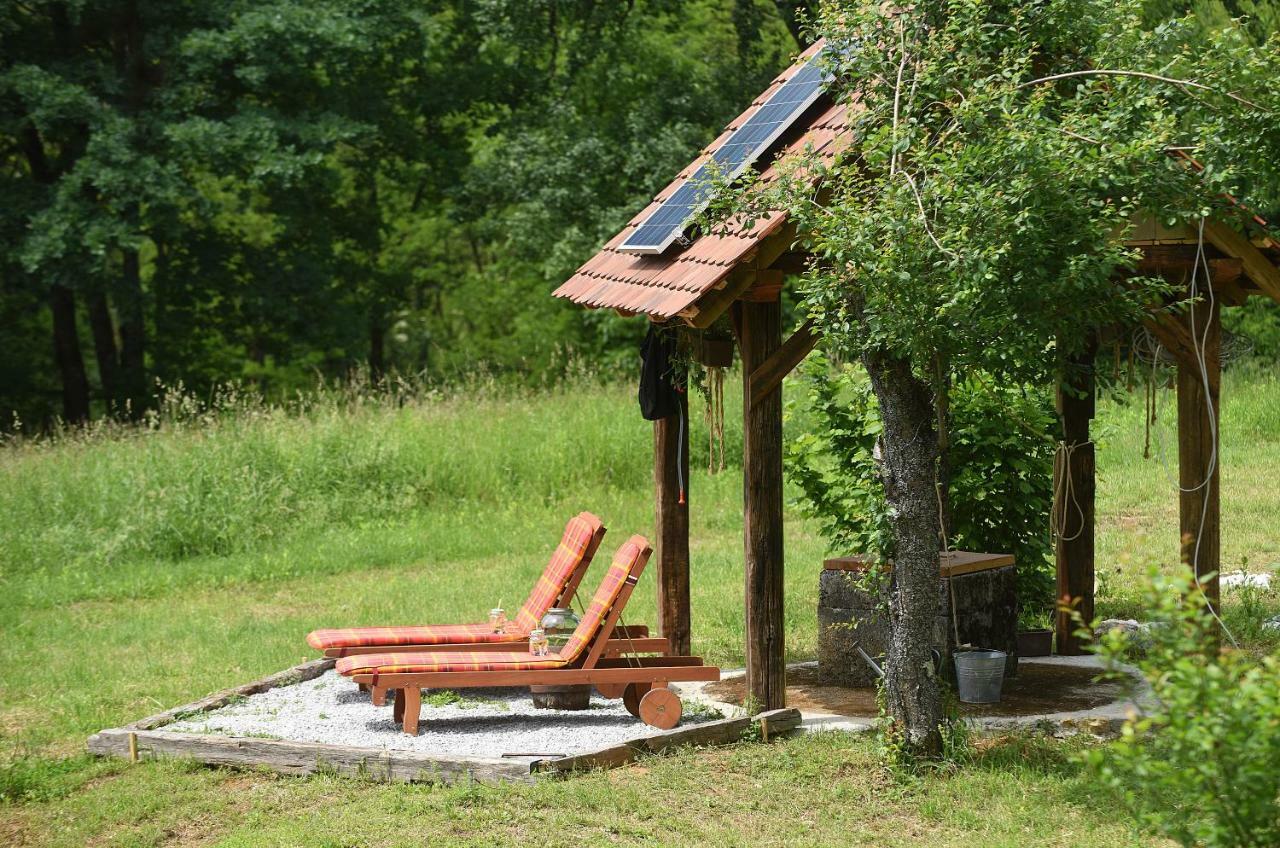 Treehouse Resnice -Mreznica Barilovic Ngoại thất bức ảnh